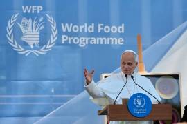 El papa León XIV habla durante una reunión con los empleados del Programa Mundial de Alimentos de las Naciones Unidas en Roma.