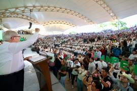 Carlos Robles Loustaunau encabezó la toma de protesta y llamó a defender el proyecto político del PRI en Coahuila.