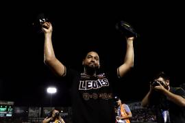 César Valdez lanza una joyita de pitcheo y los Leones están a uno del título
