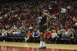 Harden no jugará con los Rockets por una lesión