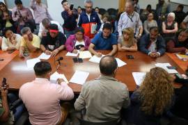 Concluye huelga en la UAM, firman acuerdos