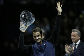Federer vence sin problemas a Berdych en su estreno en el Masters
