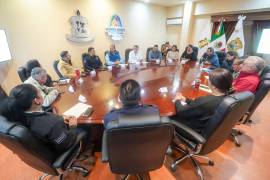 El alcalde Tomás Gutiérrez Merino encabezó la reunión de seguridad junto a representantes de diversas dependencias, reafirmando el compromiso de Ramos Arizpe con la seguridad y el orden.