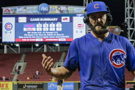 Arrieta un portento; lanza segundo sin hit