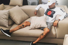 Chris Brown destroza casa de Ibiza y no paga