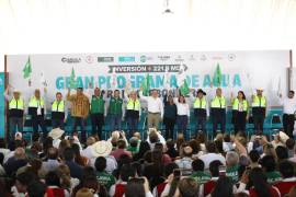 El gobernador Manolo Jiménez Salinas presentó en Múzquiz una estrategia regional para mejorar el abasto y drenaje en municipios de la Región Carbonífera.