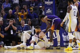 Así ocurrió la fractura de mano de Stephen Curry (video)