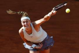 Petra Kvitova defiende su campeonato en el Mutua Madrid Open avanzando a la siguiente ronda