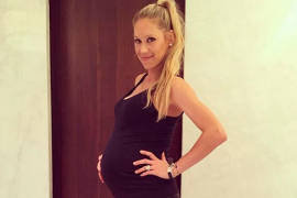 Anna Kournikova muestra imagen de su embarazo y revive rumores sobrematernidad subrogada