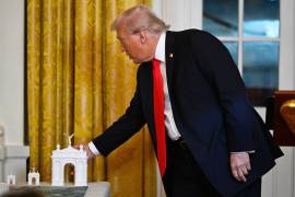 El presidente Donald Trump durante una cena para donantes que han contribuido para la construcción del nuevo salón de fiestas de la Casa Blanca, el miércoles 15 de octubre de 2025, en Washington.