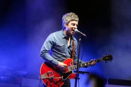 Critica Noel Gallagher a los jóvenes músicos por ser apolíticos