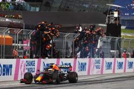 Verstappen gana el GP de Estiria; 'Checo' Pérez, al cuarto sitio