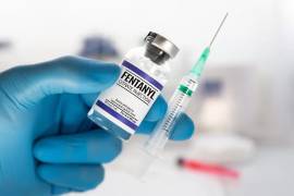 Se utiliza como medicamento en hospitales para tratar dolores intensos, pero también se fabrica de forma ilegal y se vende como droga.