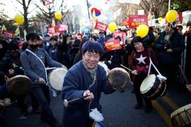 Miles celebran en Corea del Sur la destitución de la presidenta