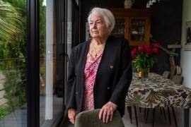 Marie-Therese Ross-Mahe, una viuda francesa de 85 años, hija de un veterano militar estadounidense, en Orvault, Francia, narra cómo fue su detención en un centro de inmigración de Luisiana el mes pasado.