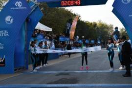 Keniano rompe el récord en el Maratón de Monterrey