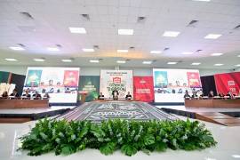 Miguel Ángel Riquelme Solís encabezó este martes la Quinta Sesión Solemne de Cabildo con motivo del 119 aniversario de Torreón como ciudad.