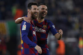 Messi recita un poema ante el Valladolid y regresa al Barcelona al liderato en España