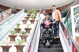 Estudiantes del IPN crean una silla de ruedas solar