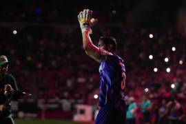 Jesús Corona fue ovacionado en el Estadio Caliente durante su despedida oficial del futbol, en la victoria de Xolos sobre Cruz Azul.