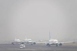 Las condiciones de lluvia y neblina obligaron a las aerolíneas a modificar aterrizajes, a aeropuertos alternos como Tampico y Saltillo.