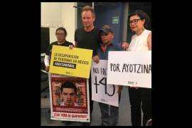 Sting se reúne con padres de los 43 de Ayotzinapa en Ciudad de México