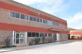 Autoridades estatales iniciaron las investigaciones correspondientes tras el fallecimiento de un interno al interior del penal varonil de Torreón.