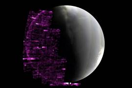 Las auroras, representadas en color púrpura para representar la luz ultravioleta, en el lado nocturno de Marte fueron detectadas por un instrumento a bordo del orbitador MAVEN de la NASA entre el 14 y el 20 de mayo.