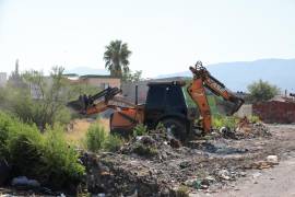 Personal municipal también realizó trabajos de limpieza en un tramo del arroyo Pericos.