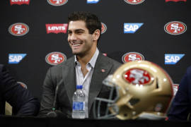 'Aquí es donde quiero estar', dice Garoppolo en San Francisco... por 137.5 millones de dólares ¿quién no?