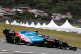 El piloto español de Alpine, Fernando Alonso, se posicionó en el primer lugar durante la segunda práctica libre