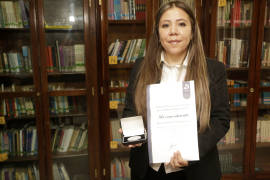 Obtiene alumna de la UAdeC Premio Ceneval