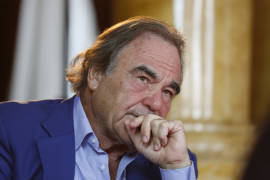 Oliver Stone escribe su libro de memorias será publicado en 2020