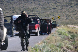 Abaten GROMS a dos paisanos tras perseguirlos en carretera a Zacatecas