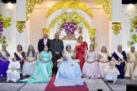 María de Jesús I fue coronada como Reina del Adulto Mayor de Cuatro Ciénegas durante una ceremonia de reconocimiento.