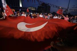 Turquía suspende o despide a 81 mil funcionarios tras golpe de Estado