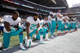 Tensión racial en EU se evidencia en protestas de jugadores de NFL