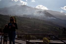 El Valle de Aridane, en La Palma, amaneció sin un solo signo observable de la erupción que comenzó hace 88 días en Cabeza de Vaca, en Cumbre Vieja. EFE/Luis G Morera