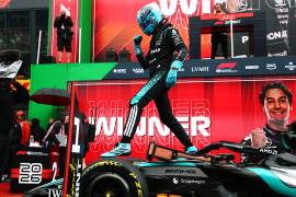 George Russell dominó las 24 vueltas en Zandvoort para conquistar la Sprint del GP de Países Bajos.