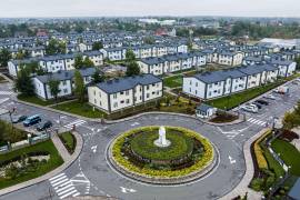 Hansen Village, un complejo de viviendas para personas desplazadas por la guerra en Ucrania, en Tarasivka, Ucrania.