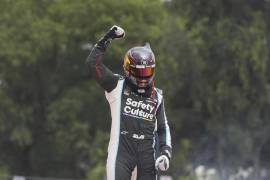 El neozelandés Shane van Gisbergen se impuso en la Viva México 250, la primera carrera puntuable de la NASCAR Cup Series fuera de Estados Unidos, celebrada en el Autódromo Hermanos Rodríguez.