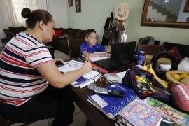 Educación en casa, una ventana a la intimidad de los hogares en Saltillo