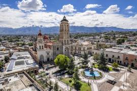 La administración municipal impulsa estrategias para posicionar a Saltillo como un destino competitivo, a través de mejoras en infraestructura, cultura y servicios urbanos.