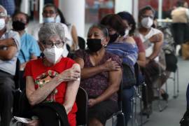 Extienden al fin de semana vacunación para adultos mayores en Saltillo y Ramos Arizpe