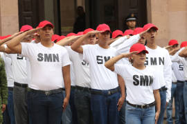 ‘Sí, protesto’: conscriptos juran a la Bandera