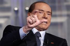 Promete Berlusconi una &quot;verdadera revolución fiscal”