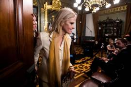 Oficina de Ética de EU acusa a Kellyanne Conway de abusar del cargo