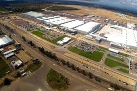 La planta automotriz nació en 2015 como un proyecto conjunto entre Daimler y la Alianza Renault-Nissan, con una inversión de 1,000 millones de dólares. FOTO: