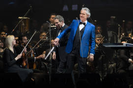 Andrea Bocelli pinta con su voz una obra de arte aunado de la Orquesta Filarmónica del Desierto de Coahuila