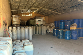 Gabinete de Seguridad de México informó el desmantelamiento de una bodega en Ahome, Sinaloa, con miles de litros de metanfetamina y químicos.